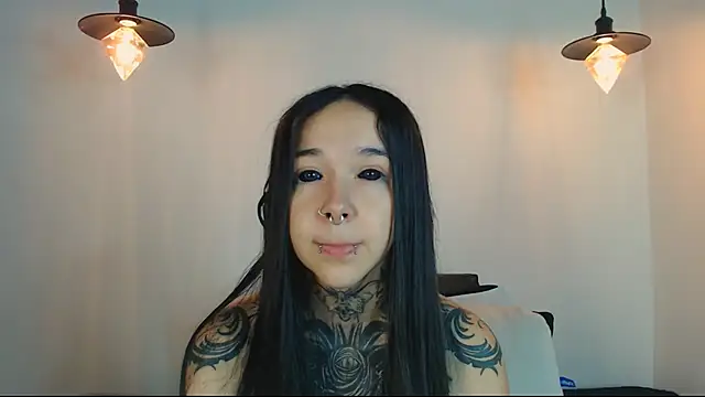 Snapshot of alien_eyes09 chatting on 02/20/26, 06:19 alien eyes09 online show from 02/20/26, 06:19