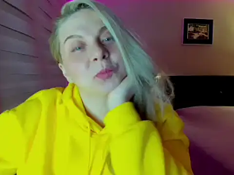 Snapshot of i_love_iva chatting on 02/22/26, 06:49 i love iva online show from 02/22/26, 06:49