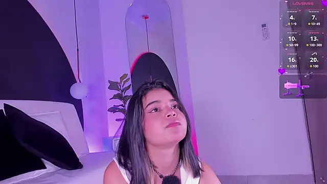 Snapshot of Rose_jener06 chatting on 06/09/26, 05:36 Rose jener06 online show from 06/09/26, 05:36