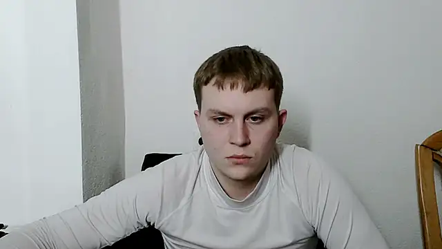 Snapshot of MrHeat_ chatting on 02/17/26, 09:23 MrHeat online show from 02/17/26, 09:23