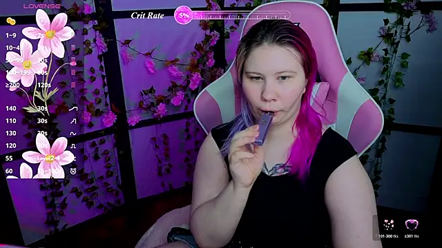 Snapshot of kitsune_little chatting on 07/09/26, 07:46 kitsune little online show from 07/09/26, 07:46