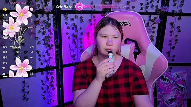 Snapshot of kitsune_little chatting on 03/06/26, 10:27 kitsune little online show from 03/06/26, 10:27