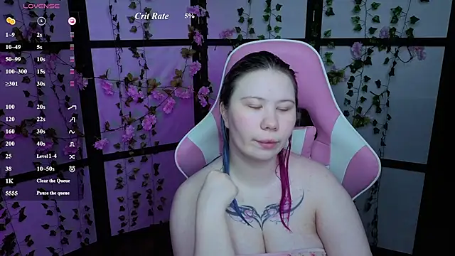 Snapshot of kitsune_little chatting on 06/16/26, 11:16 kitsune little online show from 06/16/26, 11:16
