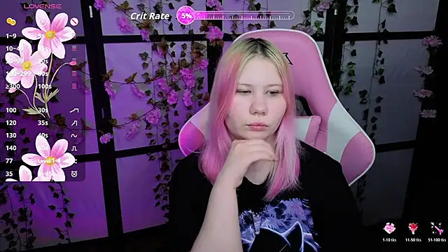 kitsune little online show from 04/25/26, 09:23
