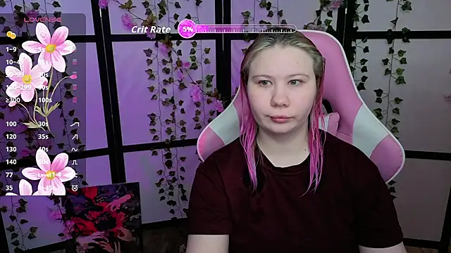 Snapshot of kitsune_little chatting on 04/12/26, 07:22 kitsune little online show from 04/12/26, 07:22