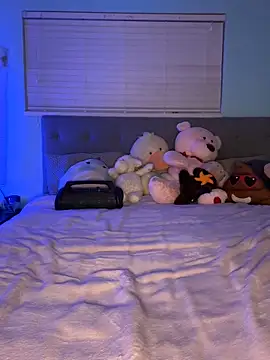 daniella monroe online show from 03/18/26, 01:53