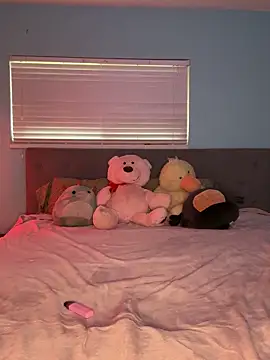 daniella monroe online show from 03/10/26, 08:24