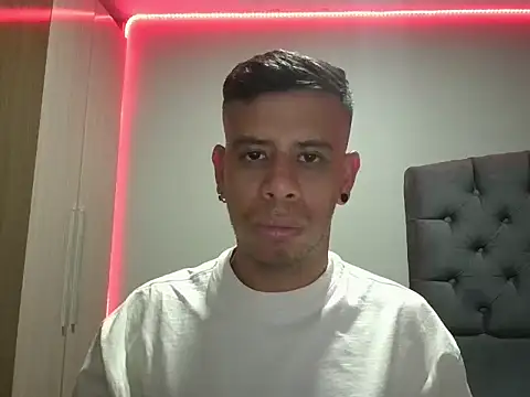 Snapshot of WILD_BIGCOCK35 chatting on 03/01/26, 01:49 WILD BIGCOCK35 online show from 03/01/26, 01:49