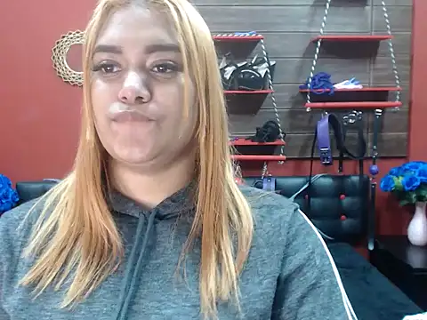 Alicefetishxxx online show from 03/13/26, 12:21