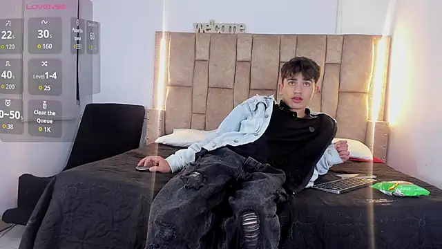 Noir Sebas online show from 04/07/26, 03:30