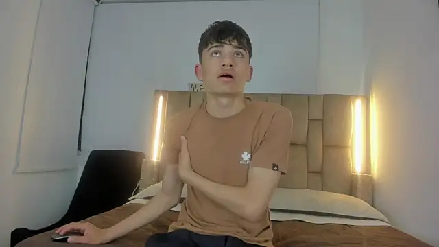 Noir Sebas online show from 03/20/26, 04:02