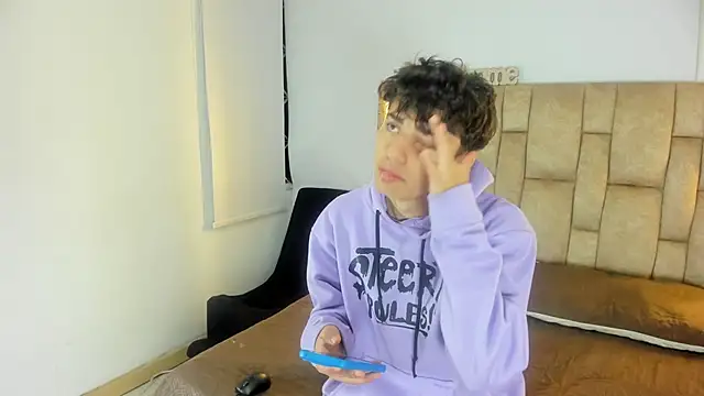 Snapshot of Noir_Sebas chatting on 02/28/26, 03:06 Noir Sebas online show from 02/28/26, 03:06