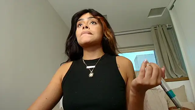 Pauline Clark online show from 02/26/26, 08:42