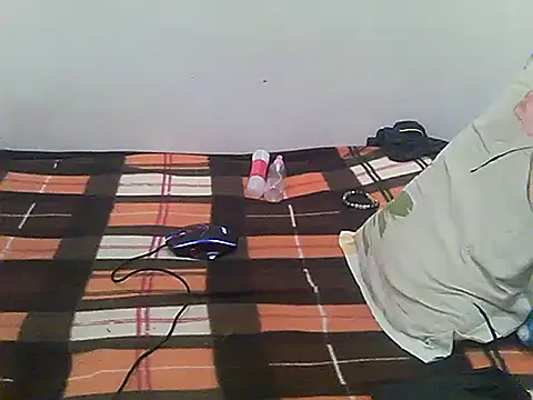 lucknow-desiboy online show from 03/19/26, 05:35