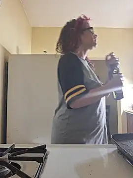 Snapshot of VelvetVixen_735 chatting on 03/12/26, 09:02 VelvetVixen 735 online show from 03/12/26, 09:02