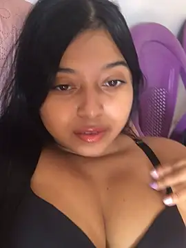 Emmily hott online show from 02/19/26, 01:30