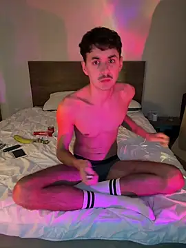 Snapshot of fabianmyst chatting on 02/18/26, 05:09 fabianmyst online show from 02/18/26, 05:09