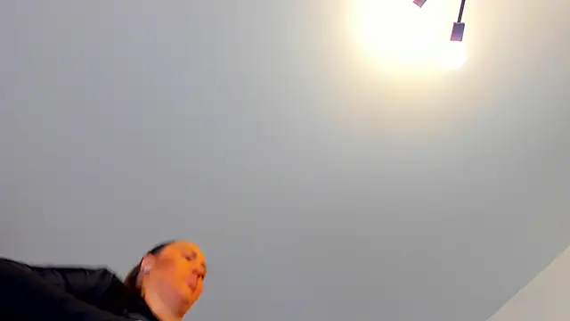 xMissElegantx online show from 04/19/26, 09:50