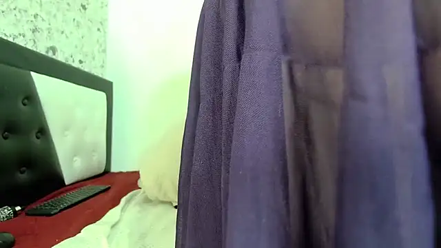 Snapshot of melisajoness chatting on 07/10/26, 10:26 melisajoness online show from 07/10/26, 10:26