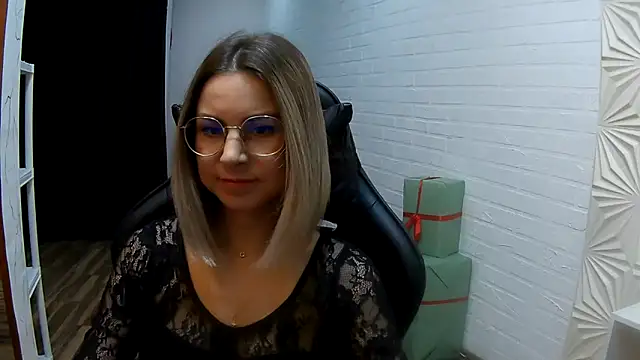 IceMayes online show from 03/12/26, 06:23