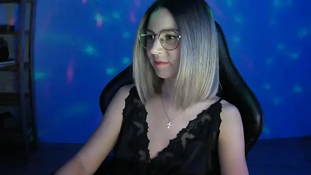 IceMayes online show from 04/17/26, 06:00