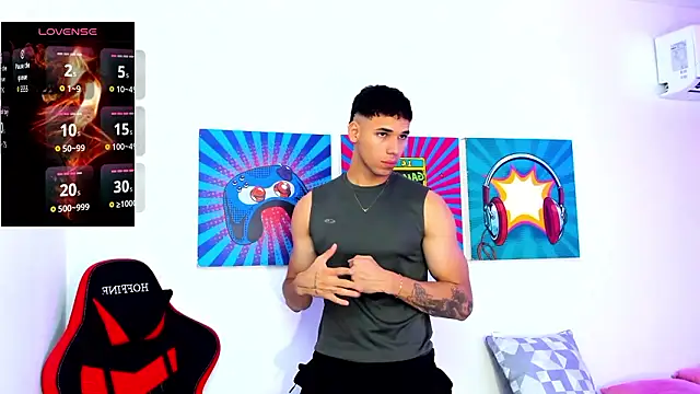 Snapshot of Thomas_walker14 chatting on 02/28/26, 01:11 Thomas walker14 online show from 02/28/26, 01:11