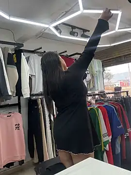 Miss Bella Flame online show from 04/10/26, 05:42