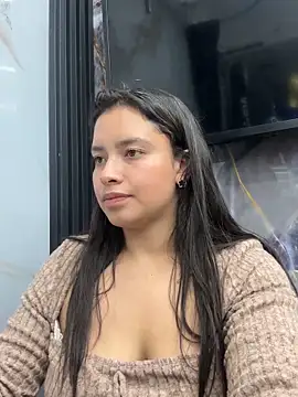 Miss Bella Flame online show from 04/16/26, 09:50