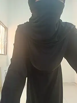 Snapshot of aminaa_ chatting on 07/11/26, 07:14 aminaa online show from 07/11/26, 07:14