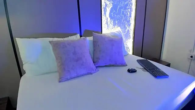 ariadna boneville online show from 03/05/26, 02:30