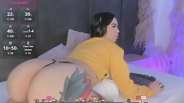 ariadna boneville online show from 04/14/26, 11:32