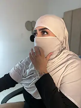 rashaaa  online show from 04/08/26, 01:40