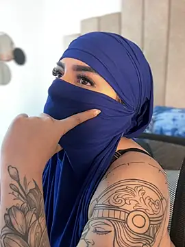 Snapshot of rashaaa_ chatting on 02/20/26, 06:43 rashaaa online show from 02/20/26, 06:43