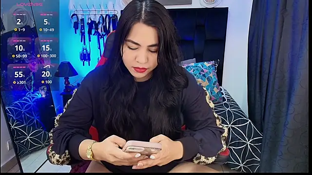 Snapshot of Liu_wen_ chatting on 07/11/26, 01:11 Liu wen online show from 07/11/26, 01:11