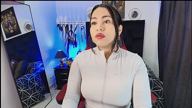 Liu wen  online show from 04/13/26, 12:31