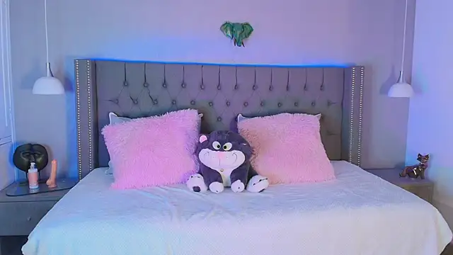 angelina honey  online show from 04/09/26, 04:03