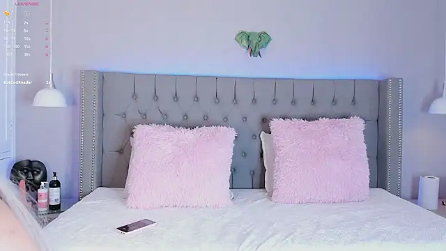 angelina honey  online show from 03/23/26, 03:50