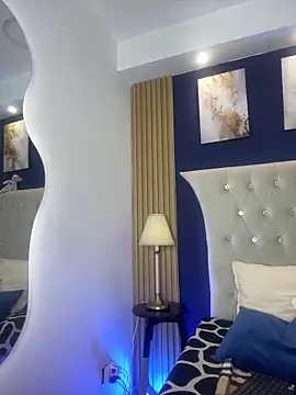 Snapshot of Dark_Nico chatting on 02/25/26, 04:12 Dark Nico online show from 02/25/26, 04:12