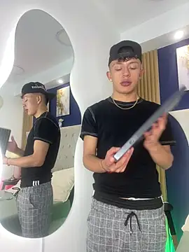 Snapshot of Dark_Nico chatting on 02/26/26, 04:12 Dark Nico online show from 02/26/26, 04:12