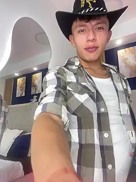 Snapshot of Dark_Nico chatting on 03/03/26, 04:30 Dark Nico online show from 03/03/26, 04:30