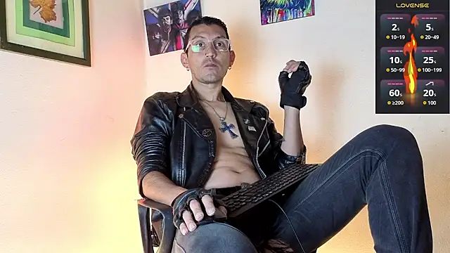 Snapshot of enzoprat chatting on 02/25/26, 04:29 enzoprat online show from 02/25/26, 04:29