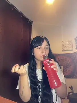 Abril Thompson221 online show from 06/01/26, 12:33