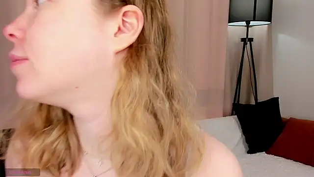 MaraaSwan online show from 04/06/26, 03:57