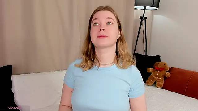 MaraaSwan online show from 04/18/26, 02:14