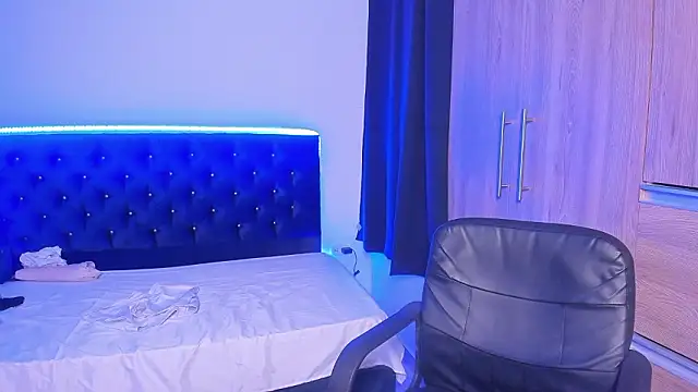 sky honey online show from 02/16/26, 08:40