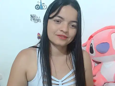 Snapshot of sweett_2026 chatting on 07/18/26, 06:05 sweett 2026 online show from 07/18/26, 06:05