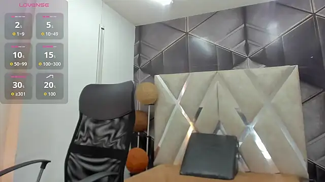 Agatta Adams online show from 03/18/26, 03:03