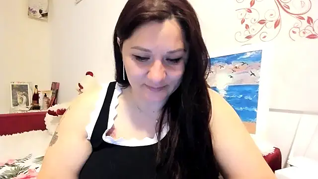 EVELYNA88 online show from 04/12/26, 09:07