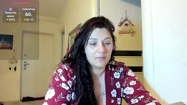 EVELYNA88 online show from 04/23/26, 07:04
