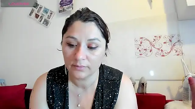Snapshot of EVELYNA88 chatting on 07/21/26, 10:05 EVELYNA88 online show from 07/21/26, 10:05